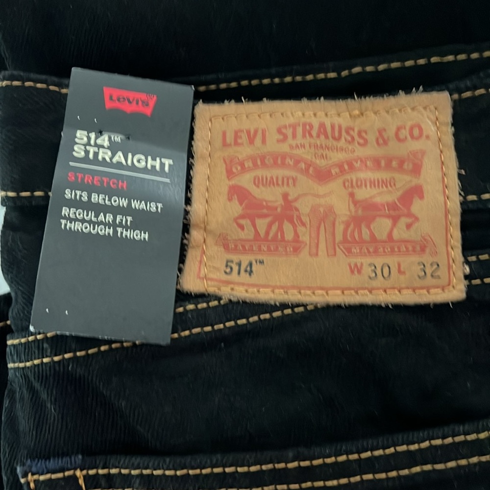 Levi's Dark Denim Jeans - Picture 9 of 9
